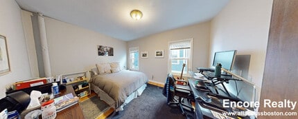 23 Tufts St, Unit 2 in Cambridge, MA - Building Photo - Building Photo