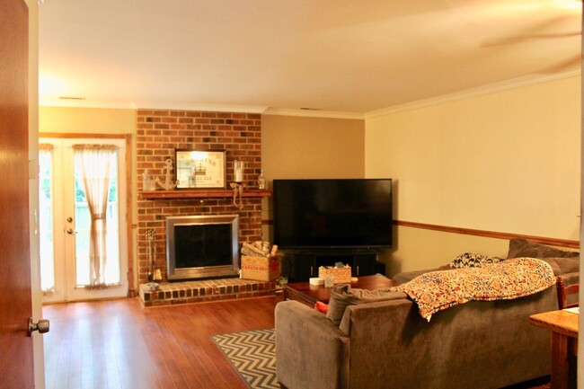 1809 Sechrist Ct in Virginia Beach, VA - Building Photo - Building Photo