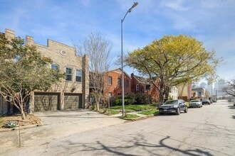 420 W Saulnier St in Houston, TX - Building Photo - Building Photo