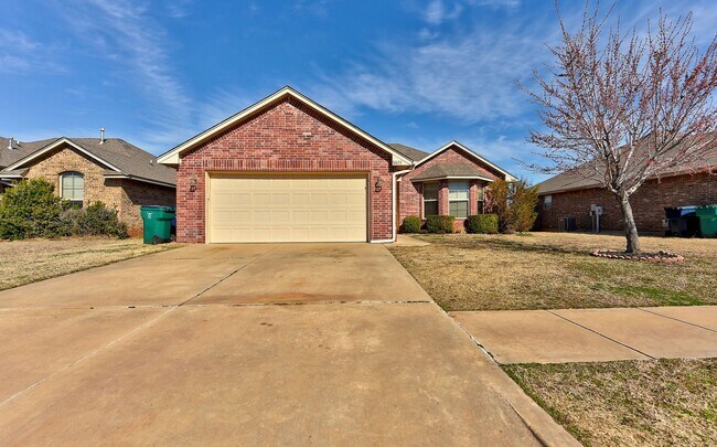 property at 10633 SW 35th St
