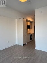 30 Dreamers Wy in Toronto, ON - Building Photo - Building Photo