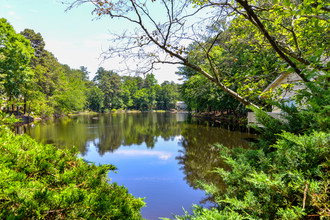 Lakeside Townhomes in Atlanta, GA - Foto de edificio - Building Photo