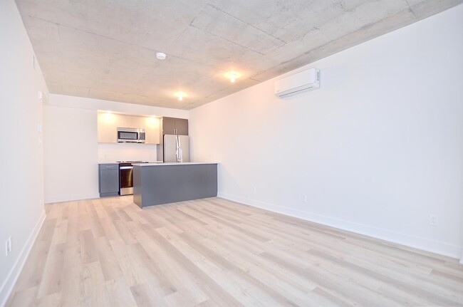 property at 1431-1431 Av. de la Gare