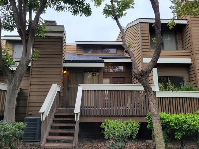 property at 8550 Lake Knoll Ave