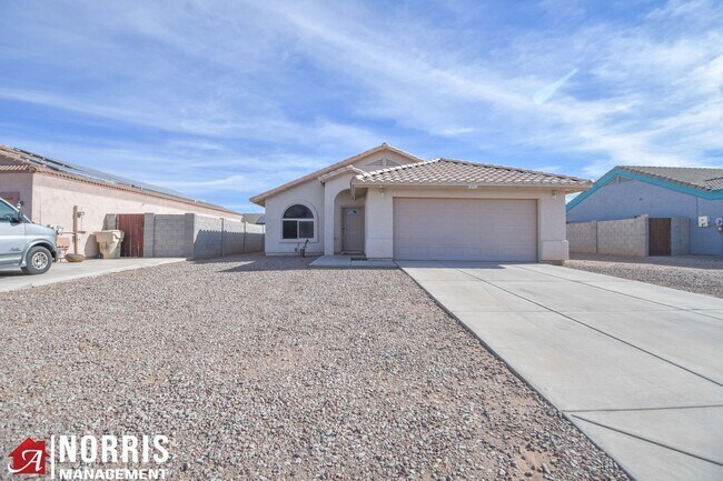 14961 Padres Rd in Arizona City, AZ - Building Photo - Building Photo