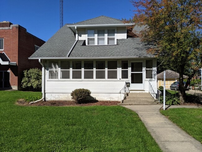 property at 315 S 3rd St