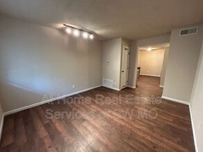 1400 S Campbell Ave in Springfield, MO - Building Photo - Building Photo