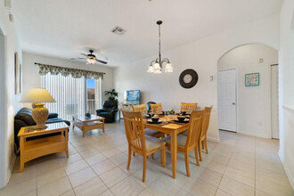 2813 Almaton Loop in Kissimmee, FL - Building Photo - Building Photo