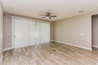 1016 Lee Shore St in Valrico, FL - Building Photo - Building Photo