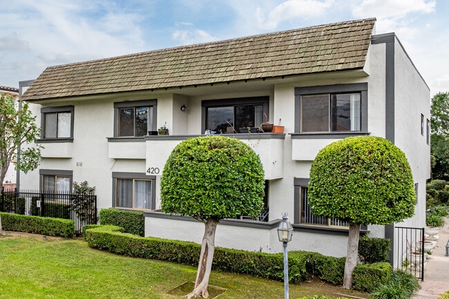420 Fairview Ave