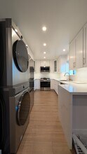 2019 Chilton Dr, Unit 2019 Chilton Dr unit A in Glendale, CA - Building Photo - Building Photo