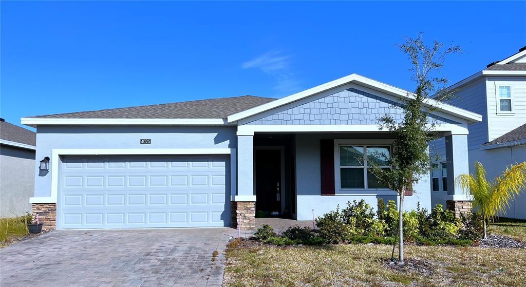 4025 Redbridge Lp in Davenport, FL - Building Photo