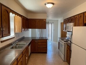 2101 White Cloud St NE in Albuquerque, NM - Building Photo - Building Photo