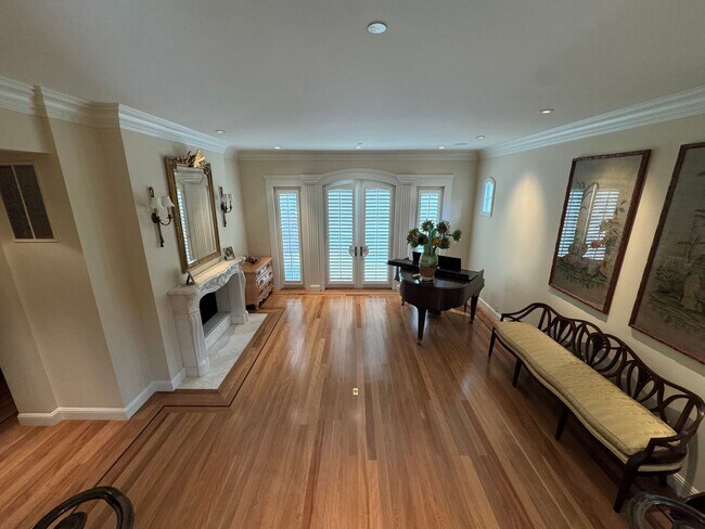 20 Inverness Way in Hillsborough, CA - Building Photo - Building Photo