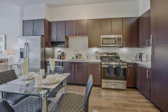 5080 Camino Del Arroyo in San Diego, CA - Building Photo - Building Photo