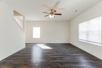 5753 Timber Leaf Lp in Bessemer, AL - Building Photo - Building Photo