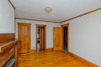 1801 Northampton St in Holyoke, MA - Building Photo - Building Photo