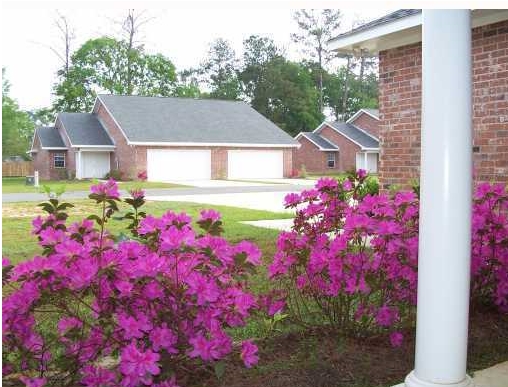 East Gate Town Homes in Hammond, LA - Building Photo