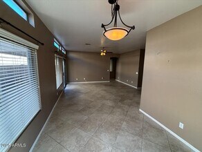 1650 S Crismon Rd in Mesa, AZ - Building Photo - Building Photo