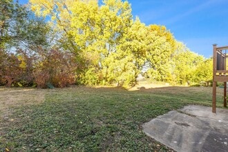 7400 NW 82nd St in Kansas City, MO - Building Photo - Building Photo