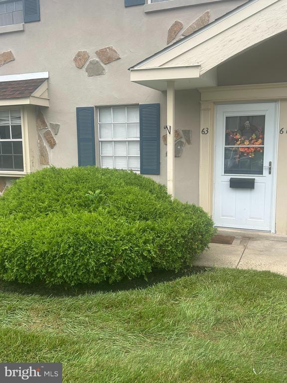 property at 63 Wexford Dr