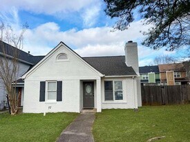 8034 S Bay Ct in Riverdale, GA - Building Photo