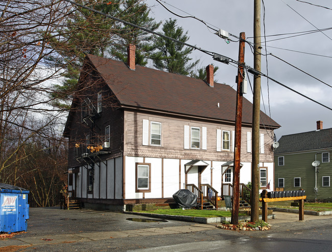 12 Railroad Ave in Merrimack, NH - Building Photo - Building Photo