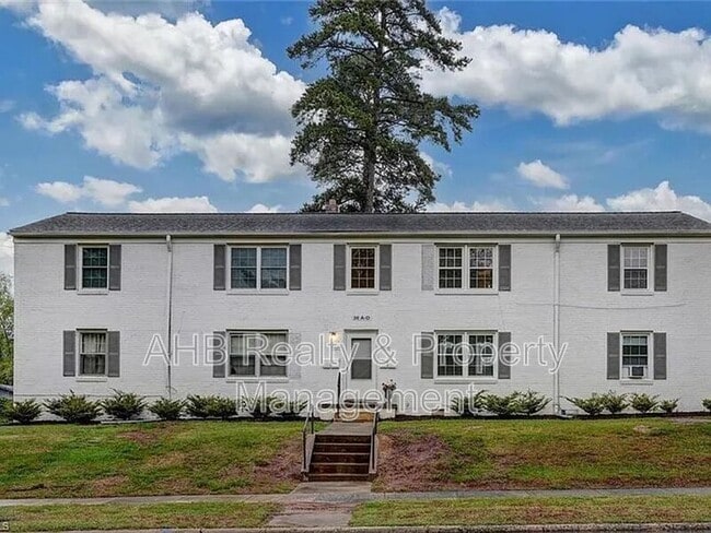 property at 1700 W Front St
