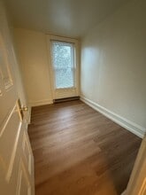 243 Old Leacock Rd in Gordonville, PA - Foto de edificio - Building Photo