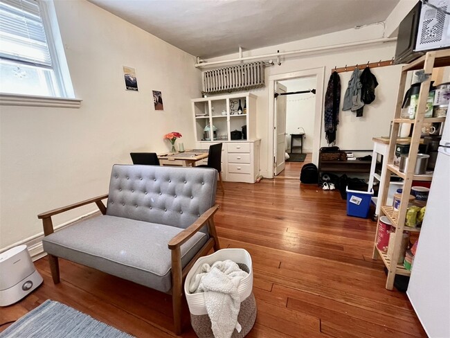 77 Martin St, Unit 2B in Cambridge, MA - Building Photo - Building Photo