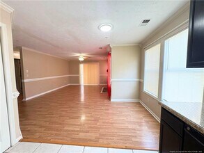 978 Stewarts Creek Dr in Fayetteville, NC - Building Photo - Building Photo