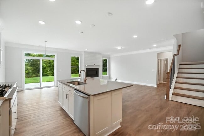 5409 Verona Rd in Charlotte, NC - Building Photo - Building Photo