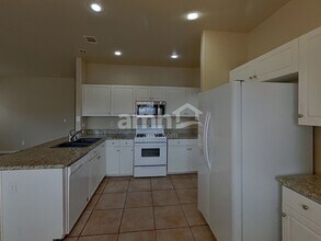 956 Rainbow Rock St in Las Vegas, NV - Building Photo - Building Photo