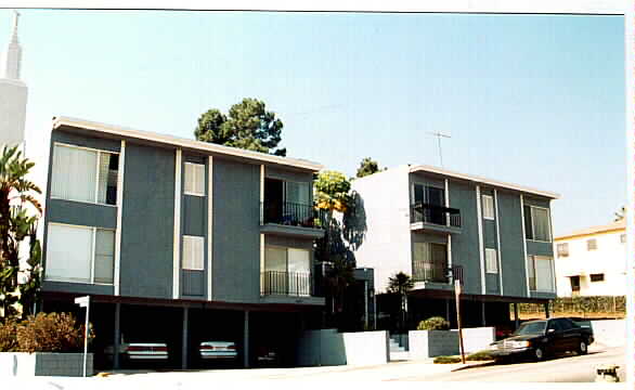 The Parkway in Los Angeles, CA - Building Photo - Building Photo