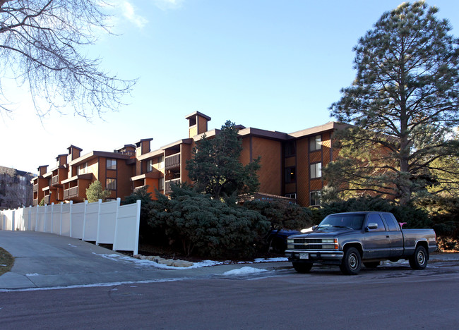 Skyway Condominiums in Colorado Springs, CO - Building Photo - Building Photo