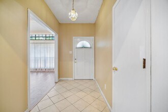 5637 Guadalajara Dr in North Richland Hills, TX - Building Photo - Building Photo