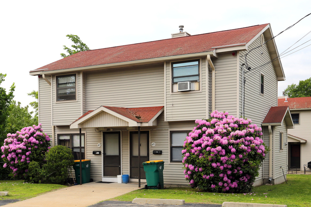 36 Aldrich St in Woonsocket, RI - Foto de edificio