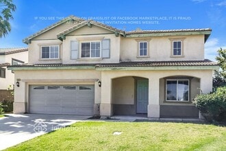7088 Verdugo Pl in Fontana, CA - Foto de edificio - Building Photo