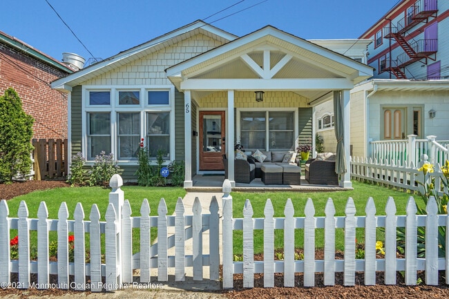 property at 65 Heck Ave