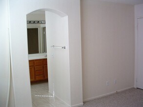 43075 Avola Ct in Temecula, CA - Building Photo - Building Photo