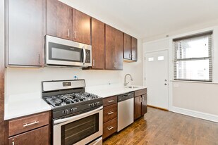 5306 N Ashland Ave, Unit 3 in Chicago, IL - Building Photo