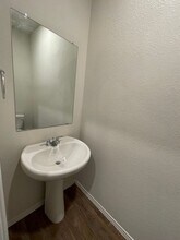 4011 Bay Leaf Lp in Von Ormy, TX - Building Photo - Building Photo