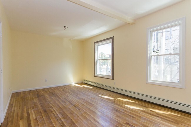 1190 Cambridge St-Unit -3 in Cambridge, MA - Building Photo - Building Photo