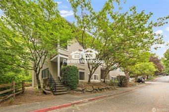 property at 9822 NE 122nd St