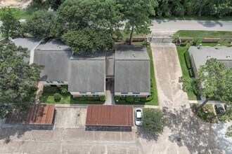 14515 Wunderlich Dr in Houston, TX - Building Photo - Building Photo
