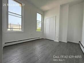 26 Mulberry St in Yonkers, NY - Building Photo - Building Photo