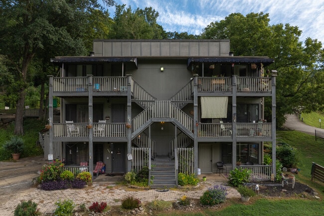 River Canyon in Chattanooga, TN - Foto de edificio - Building Photo