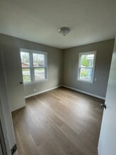 527 G St NE in Miami, OK - Building Photo - Building Photo