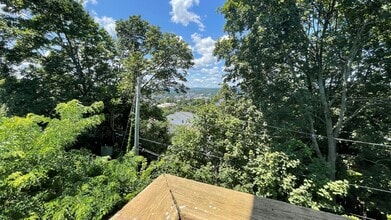 33 Everard St, Unit 3 in Worcester, MA - Foto de edificio - Building Photo