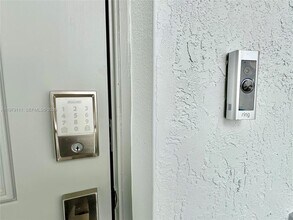 16213 SW 288th Ter in Homestead, FL - Foto de edificio - Building Photo